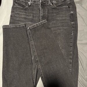Judy Blue Los Angeles Skinny Jeans 9/29

Shipping to be paid by purchaser